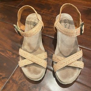 Taos leather sandal wedge, espadrille style.